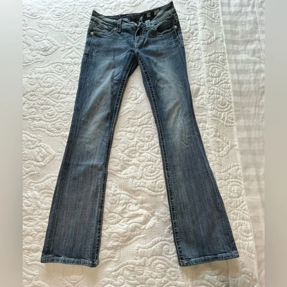 Miss Me Jeans, Size 29 - Picture 2 of 4